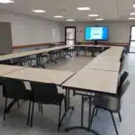 salle de reunion mfr rhone tables en u ecran interactif chai