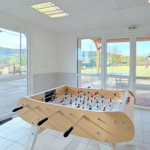 table de baby foot dans un espace lumineux de la mfr rhone a