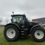 tracteur valtra noir chez frediere concession mfr saint roma